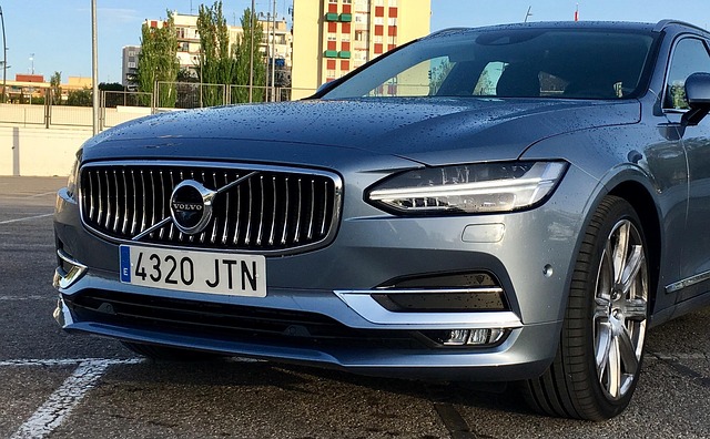 volvo auto